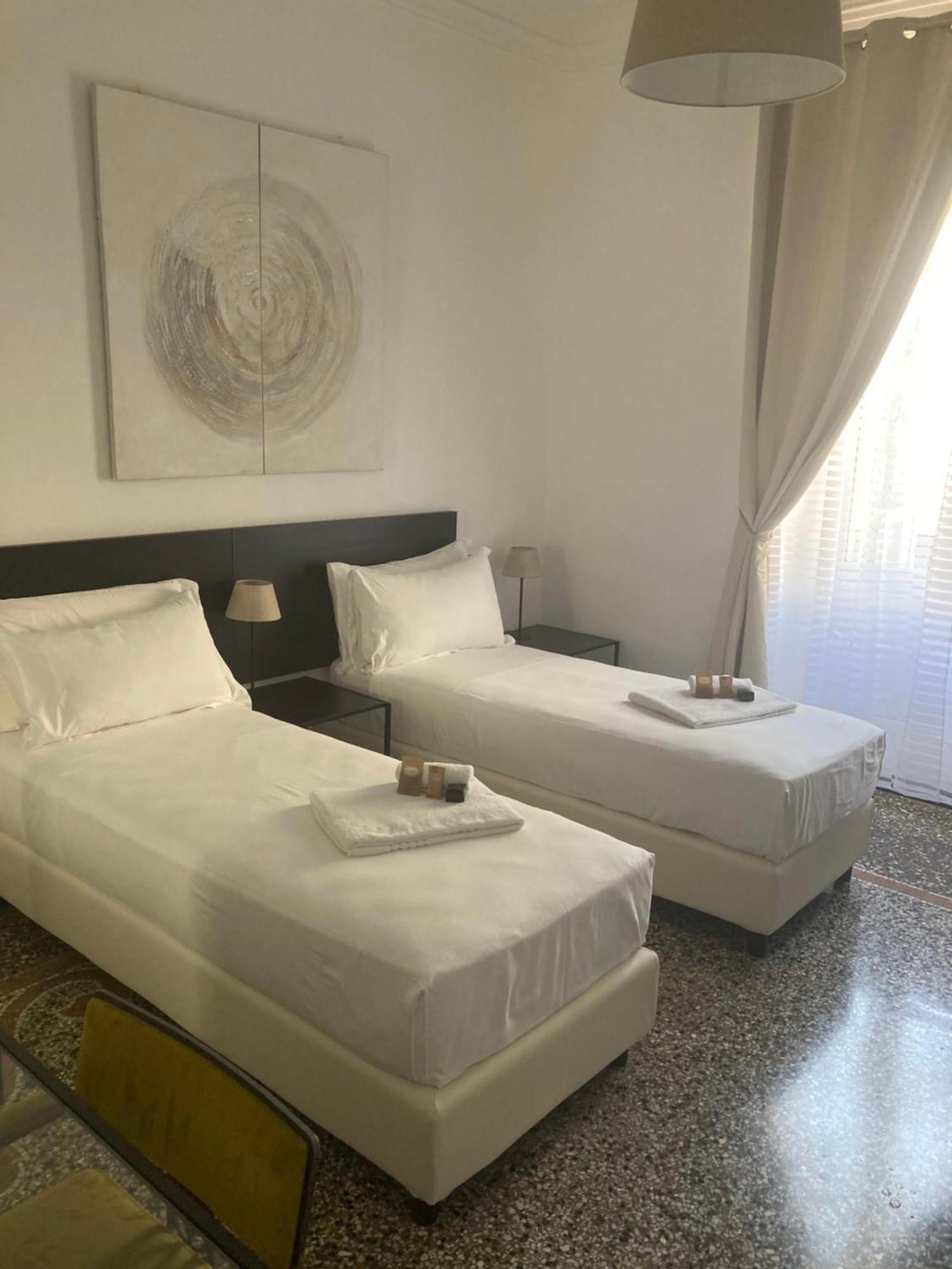 Brignole Rooms Genua Buitenkant foto